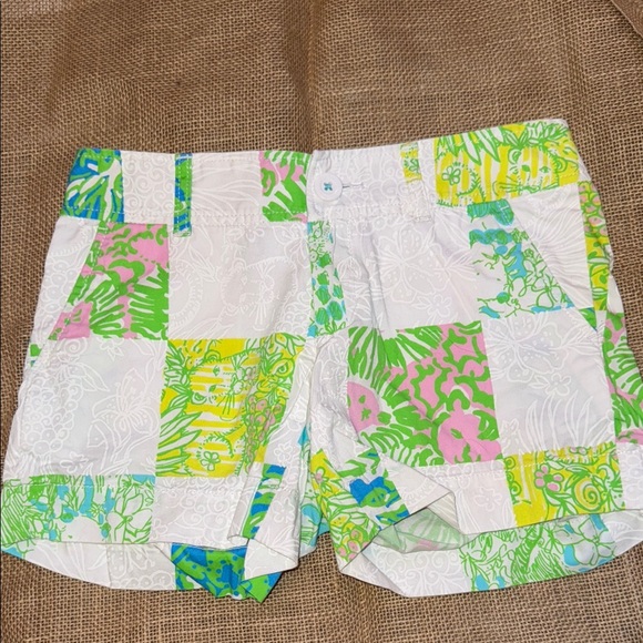 EUC Lilly Pulitzer Callahan Shorts - Picture 1 of 4